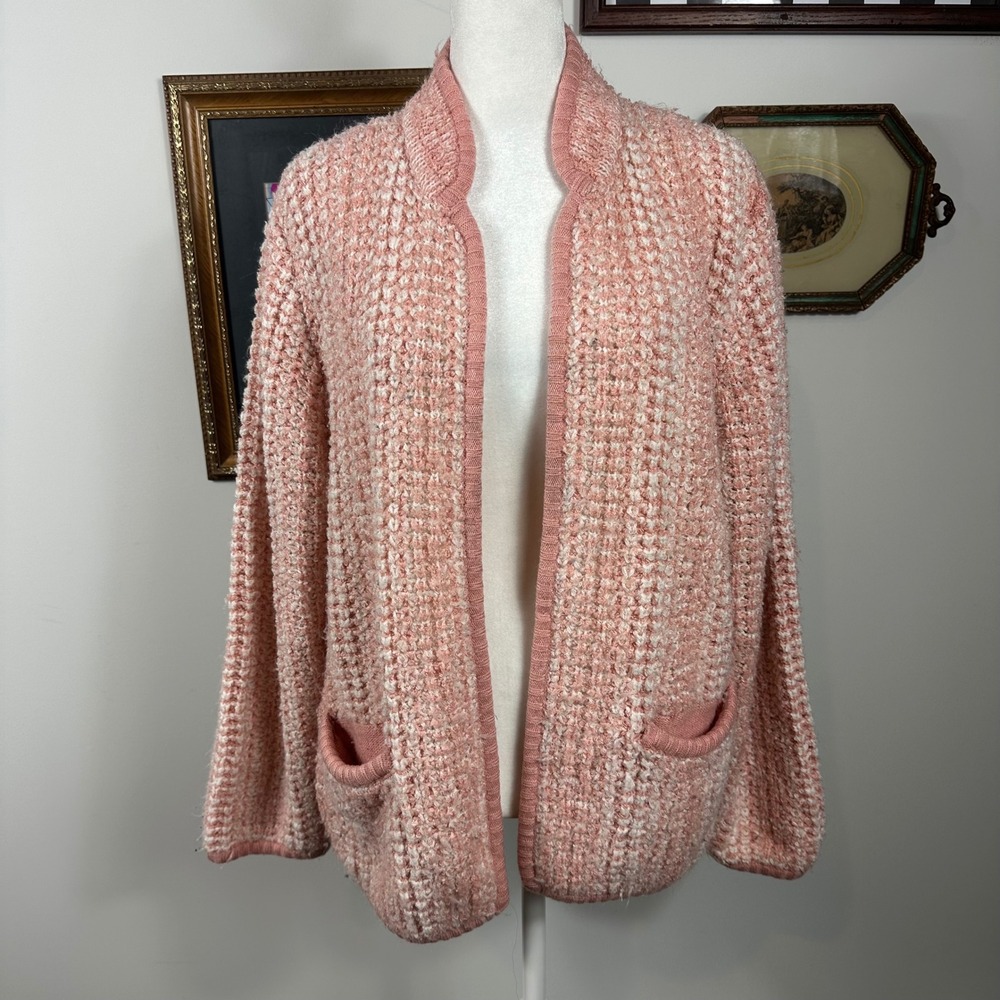 Neil Martin Pink and White Textured Knit Cardigan - SIZE 38 Barbie Grandma Core